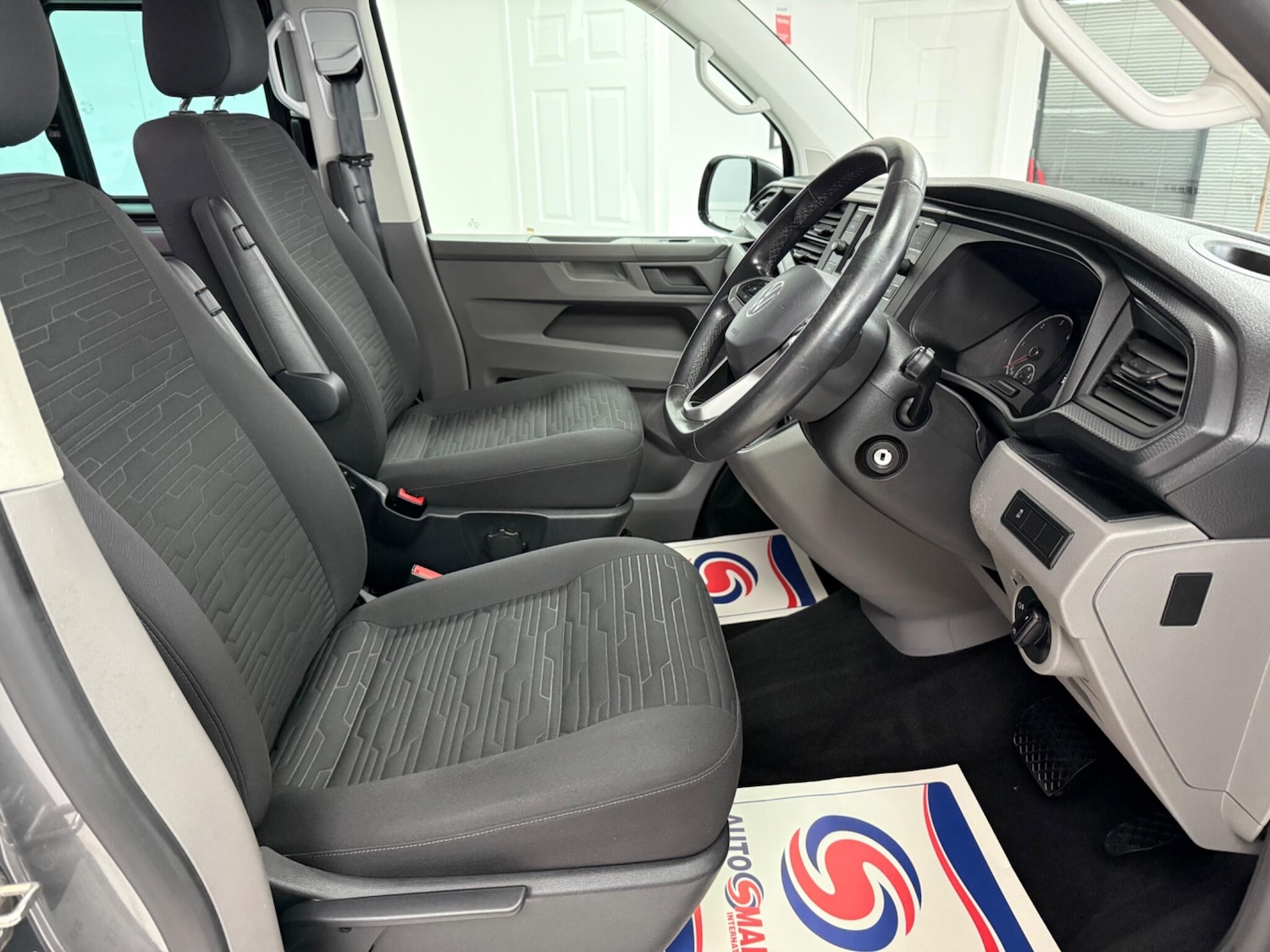 Used Volkswagen Transporter Shuttle 2020 for sale - 76108886: Photo 9