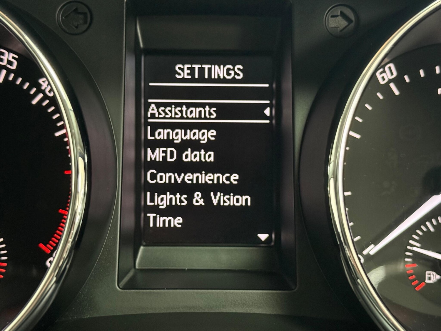 Used Skoda Yeti 2014 for sale - 75564081: Photo 29
