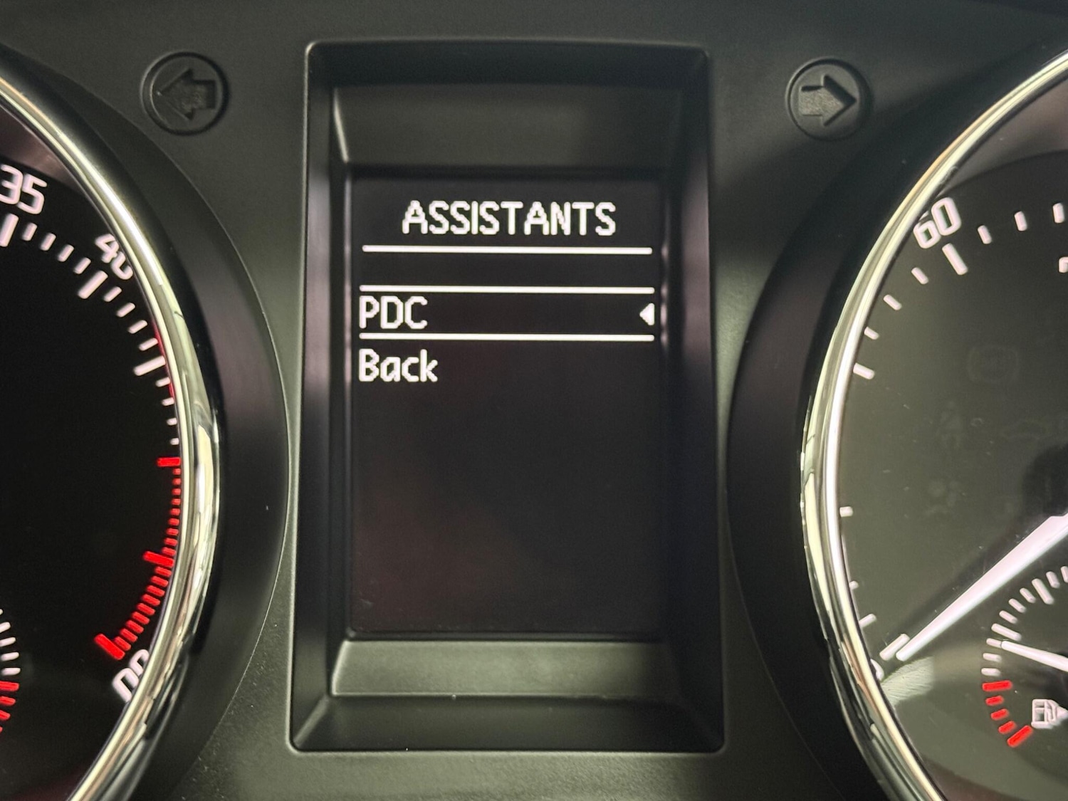 Used Skoda Yeti 2014 for sale - 75564081: Photo 32