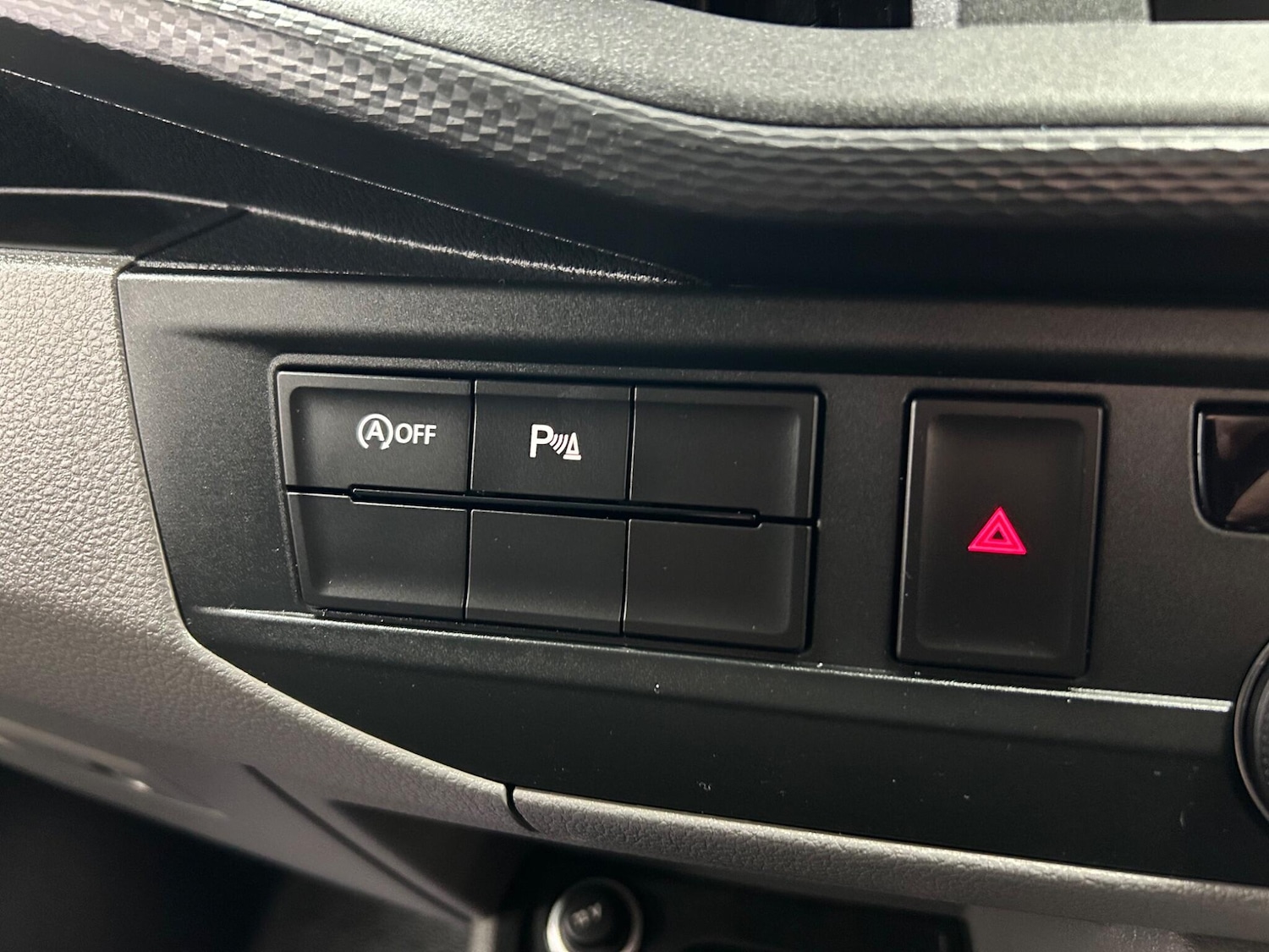 Used Volkswagen Transporter 2024 for sale - 75838301: Photo 38