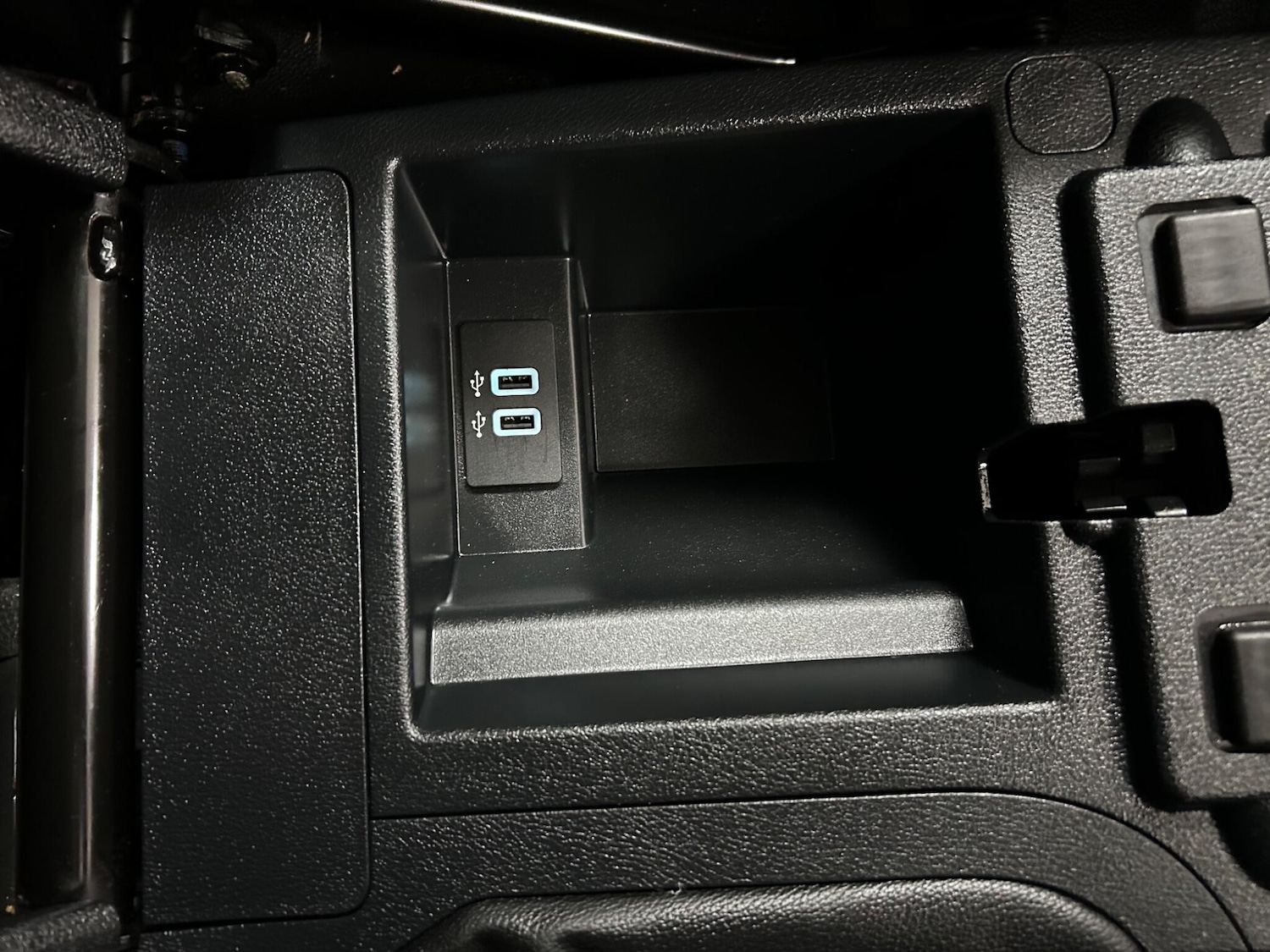 Used Ford Transit Connect 2022 for sale - 76633423: Photo 34