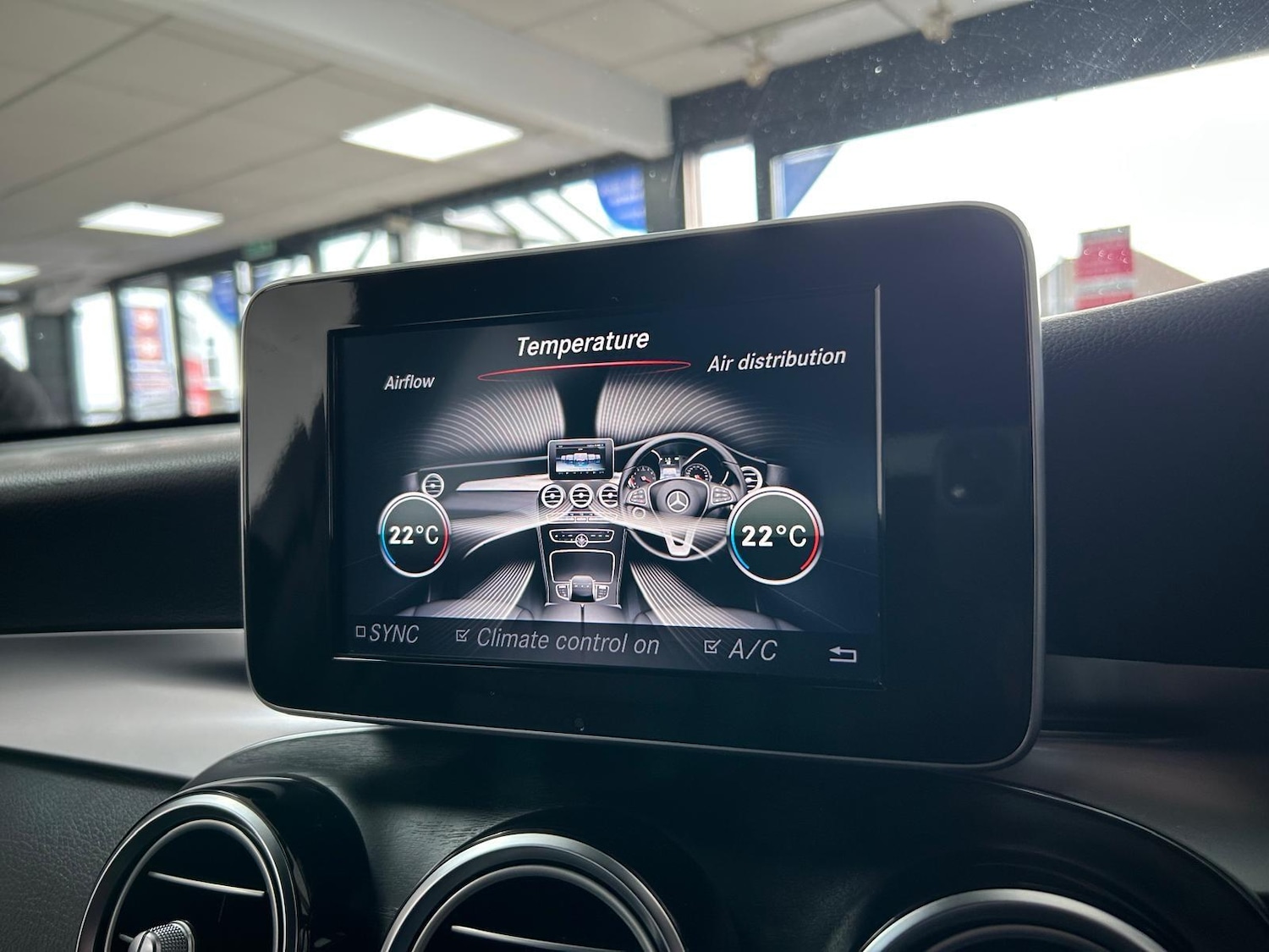 Used Mercedes-Benz GLC 2017 for sale - 75508413: Photo 33