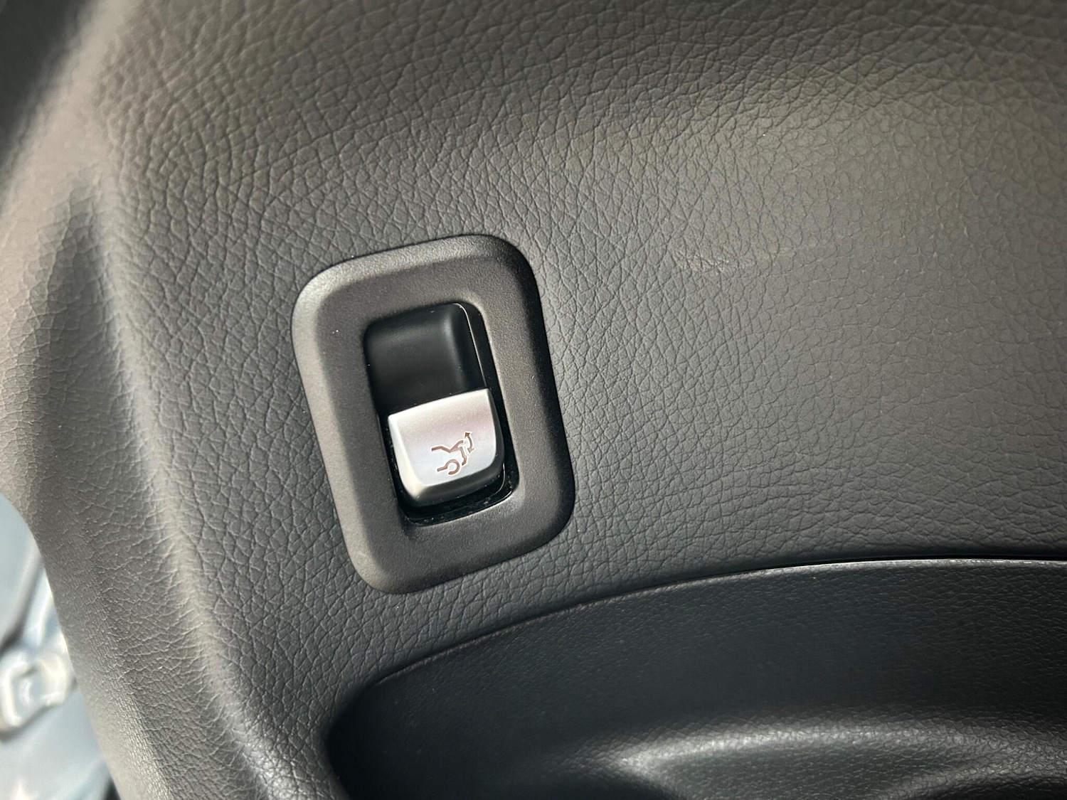 Used Mercedes-Benz GLC 2017 for sale - 75508413: Photo 50