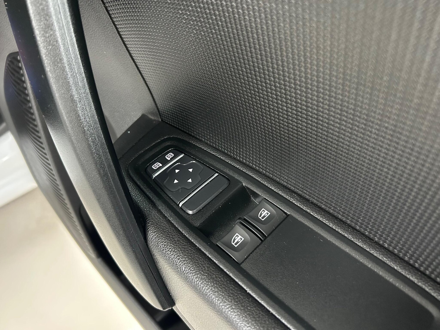 Used Renault Kangoo 2024 for sale - 75926748: Photo 28