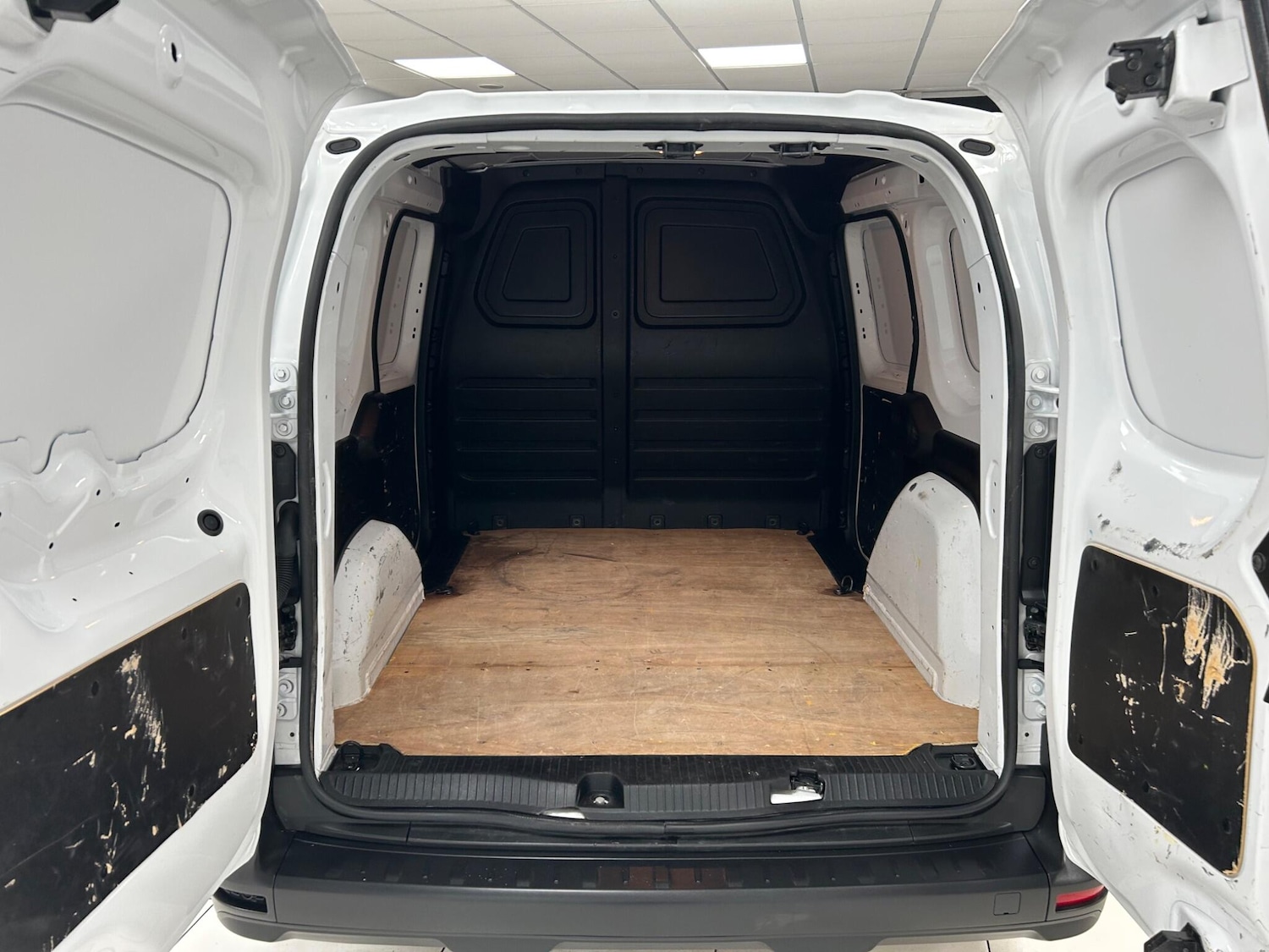 Used Renault Kangoo 2024 for sale - 75926748: Photo 34