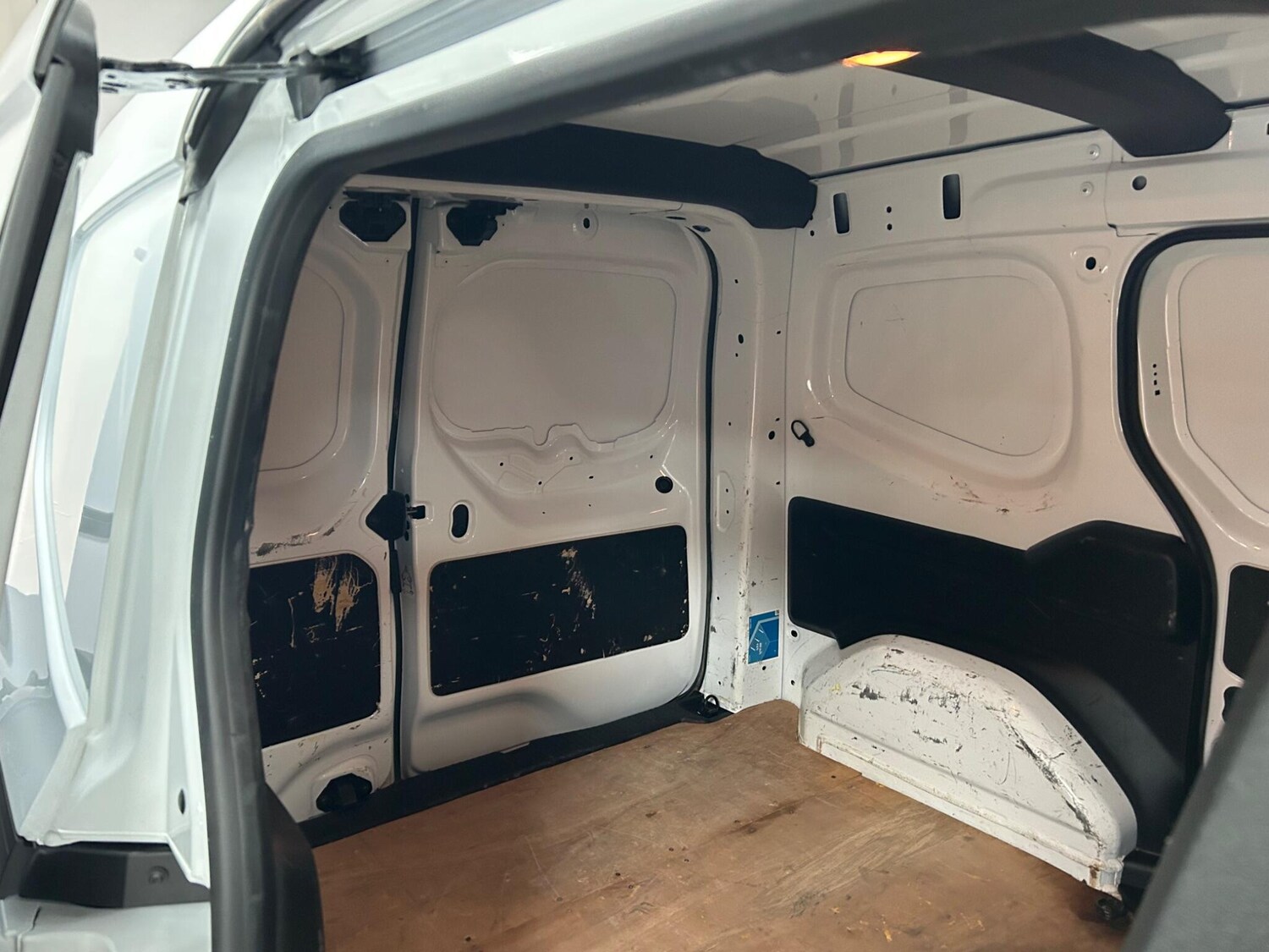 Used Renault Kangoo 2024 for sale - 75926748: Photo 37