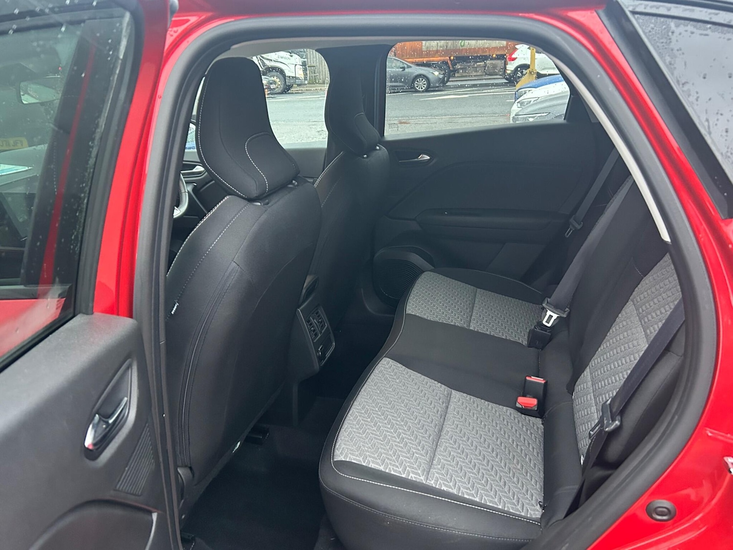 Used Renault Captur 2022 for sale - 77305343: Photo 17