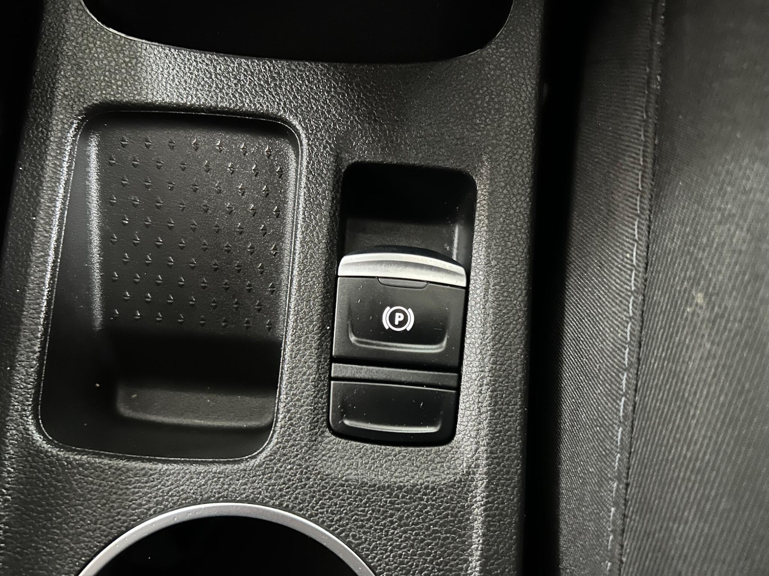 Used Renault Captur 2022 for sale - 77305343: Photo 32