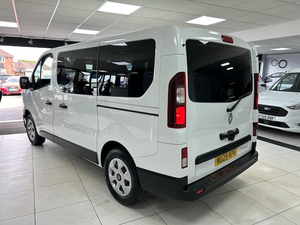 Used Renault Trafic 2025 for sale - 74632330: Photo 11