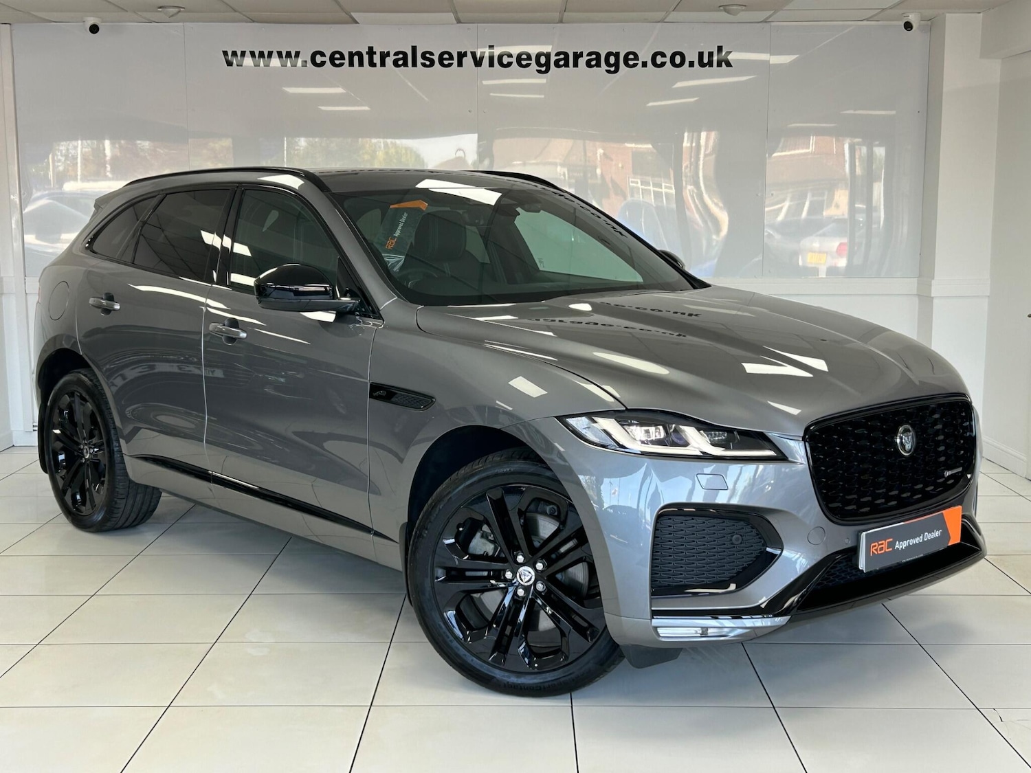 Jaguar F-Pace