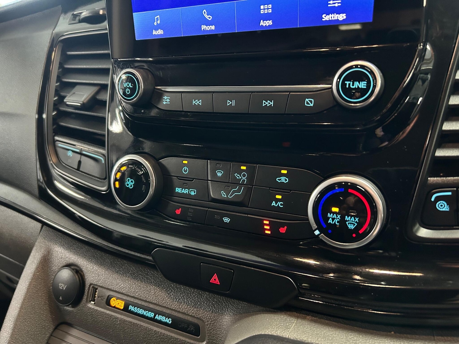 Used Ford Tourneo Custom 2023 for sale - 76032013: Photo 34