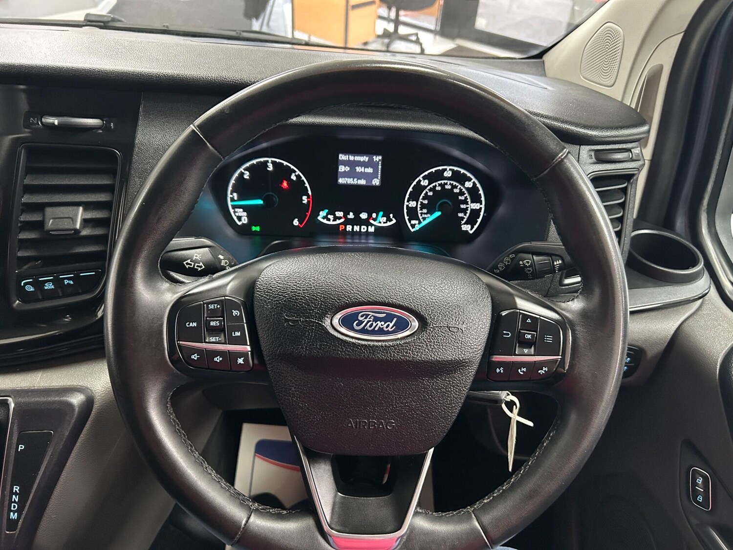 Used Ford Tourneo Custom 2023 for sale - 76032013: Photo 42