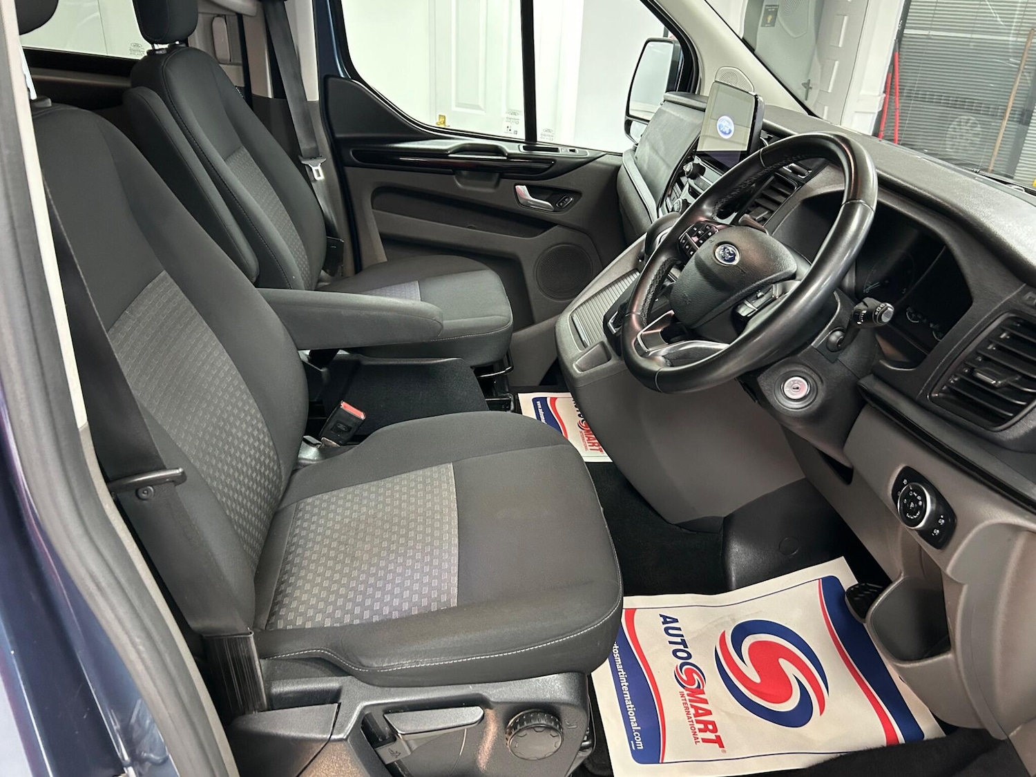 Used Ford Tourneo Custom 2023 for sale - 76032013: Photo 7