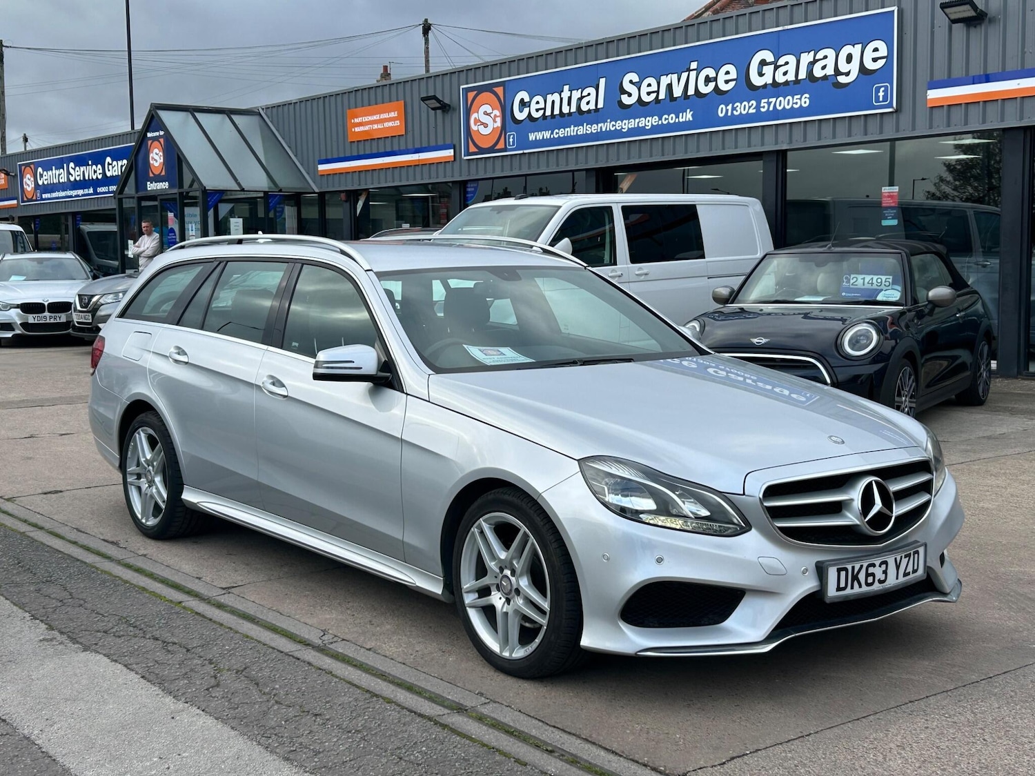 Used Mercedes-Benz E Class 2013 for sale - 76457149: Photo 1