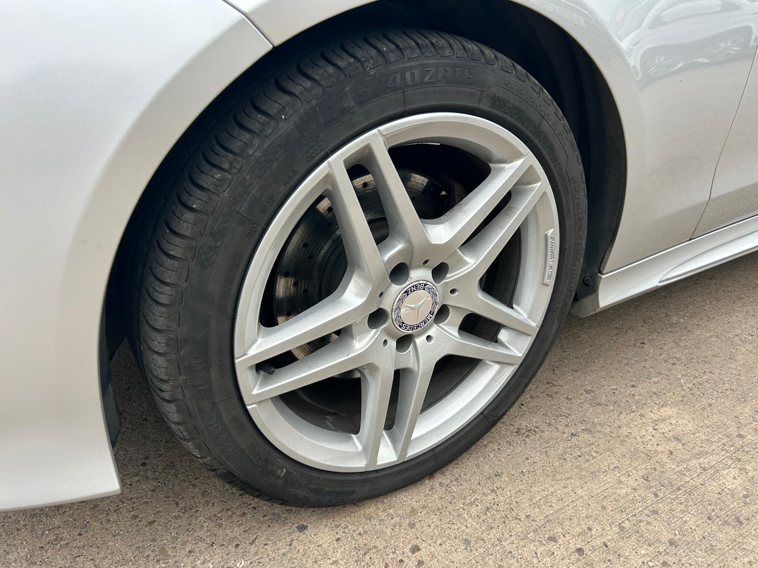 Used Mercedes-Benz E Class 2013 for sale - 76457149: Photo 23