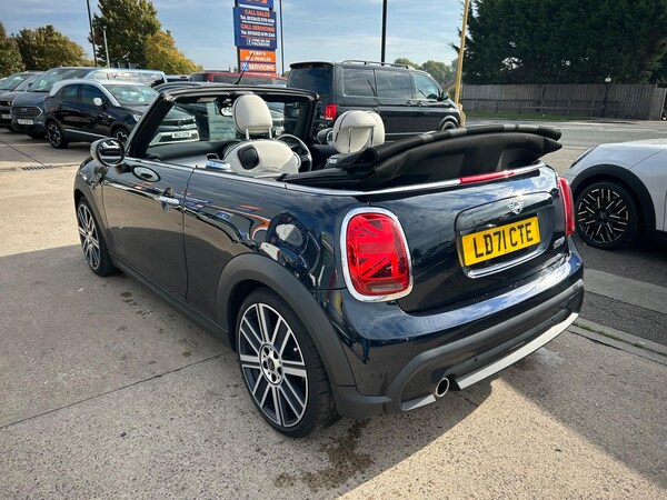 Used MINI Convertible 2021 for sale - 76059884: Photo 23