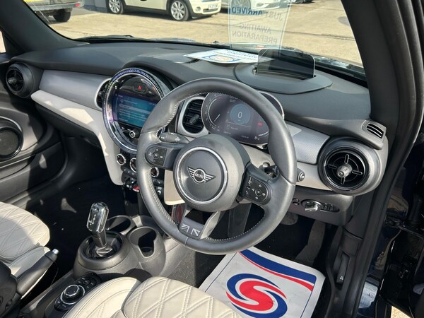 Used MINI Convertible 2021 for sale - 76059884: Photo 7