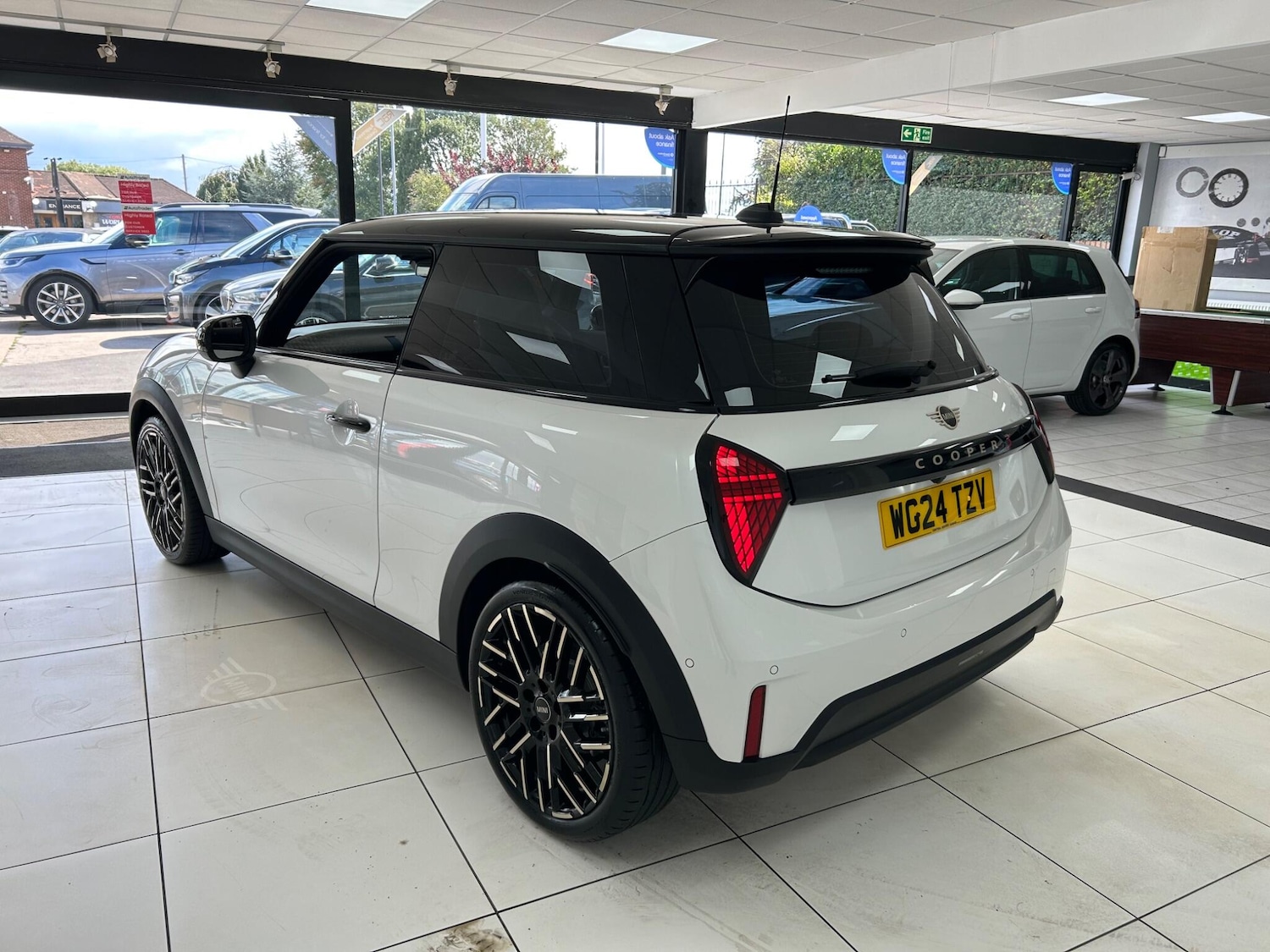 Used MINI Cooper 2024 for sale - 75562742: Photo 68