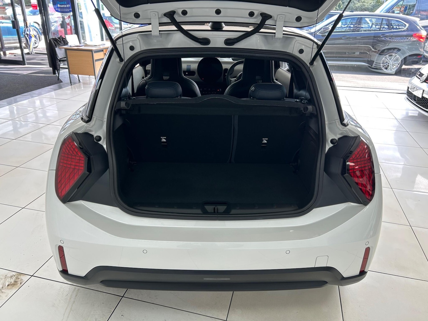 Used MINI Cooper 2024 for sale - 75562742: Photo 71