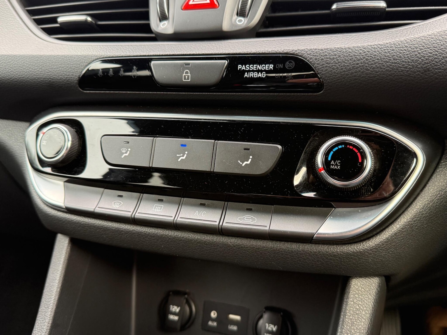 Used Hyundai i30 2019 for sale - 77633079: Photo 24