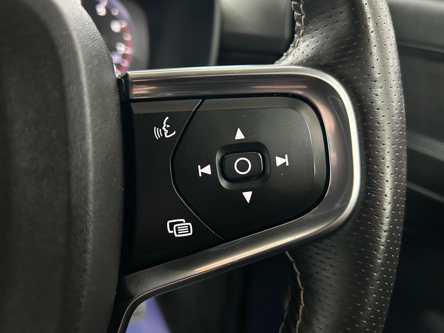 Used Volvo XC40 2020 for sale - 77377326: Photo 33