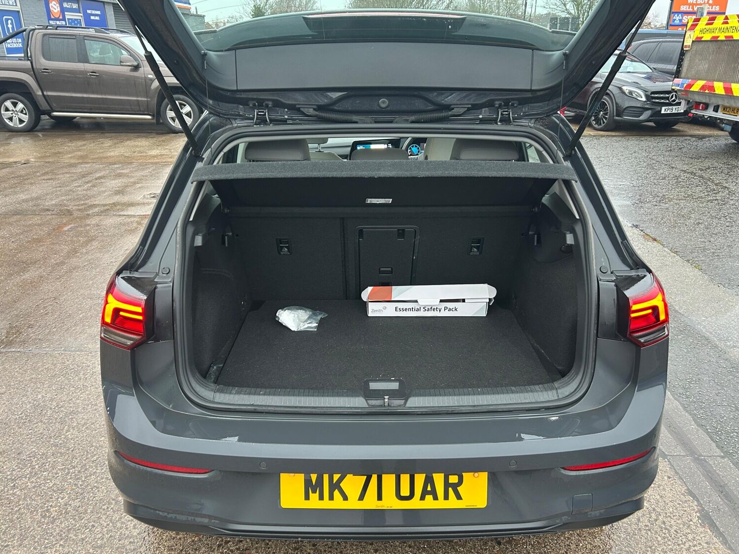 Used Volkswagen Golf 2021 for sale - 77468875: Photo 23