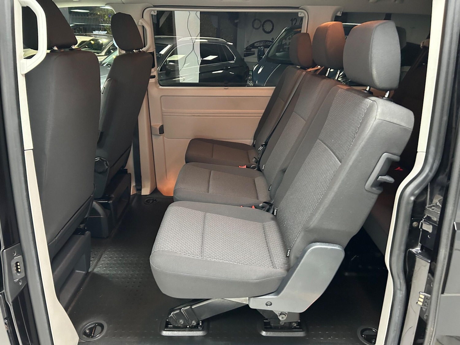 Used Volkswagen Transporter Shuttle 2019 for sale - 77015423: Photo 19