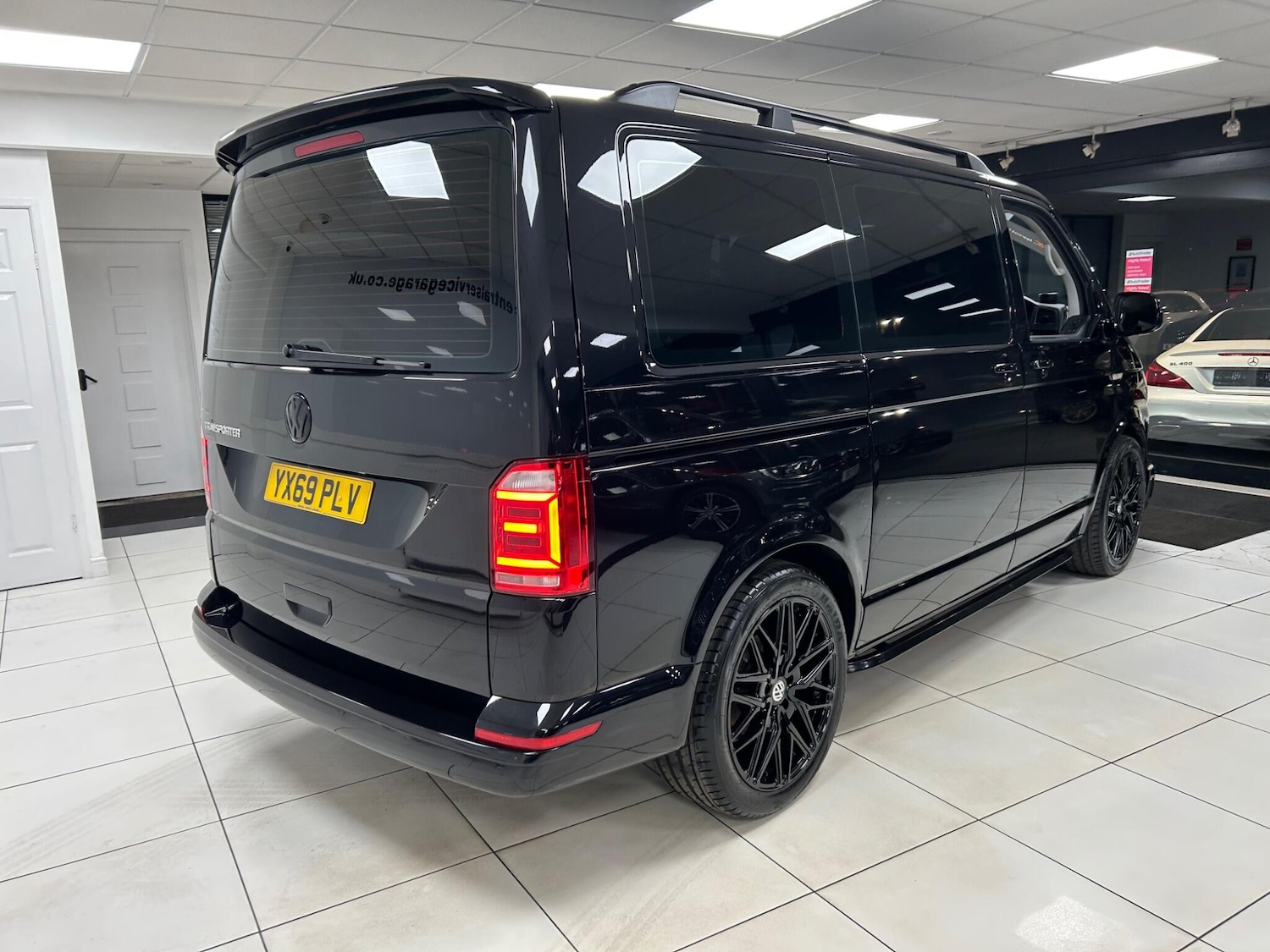 Used Volkswagen Transporter Shuttle 2019 for sale - 77015423: Photo 37