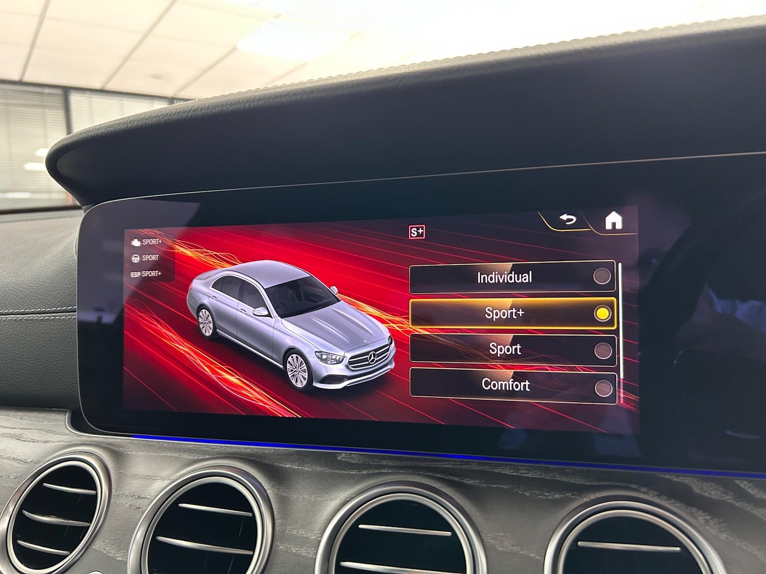 Used Mercedes-Benz E Class 2022 for sale - 75669794: Photo 34