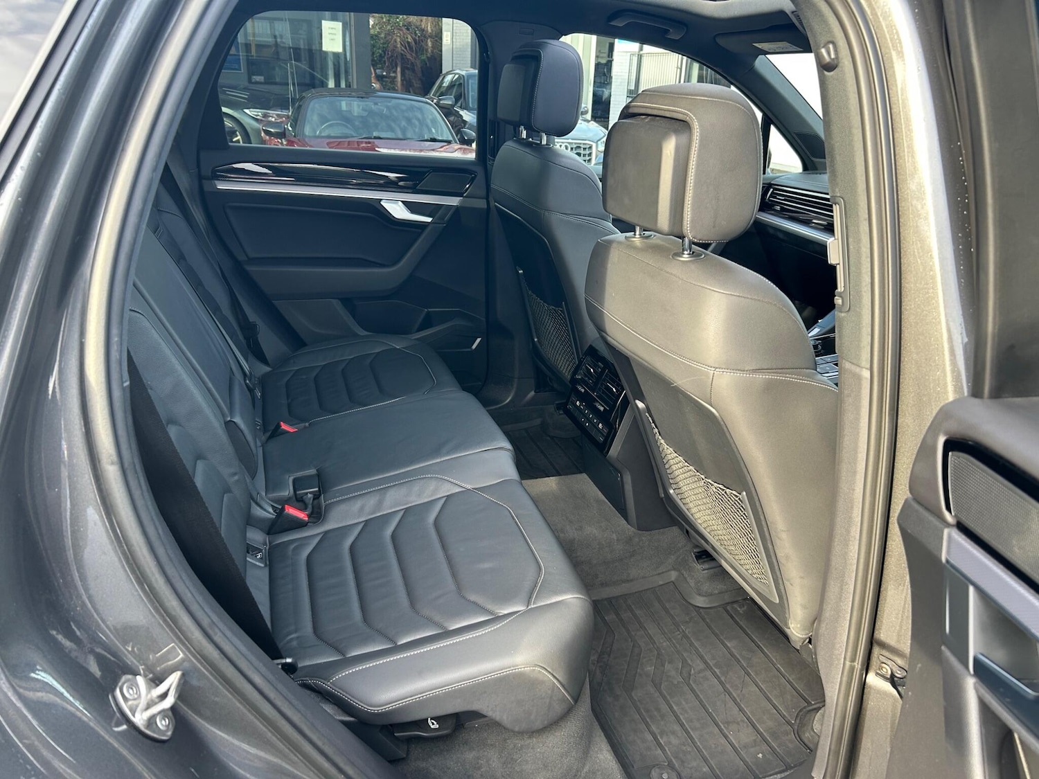 Used Volkswagen Touareg 2021 for sale - 76965363: Photo 20