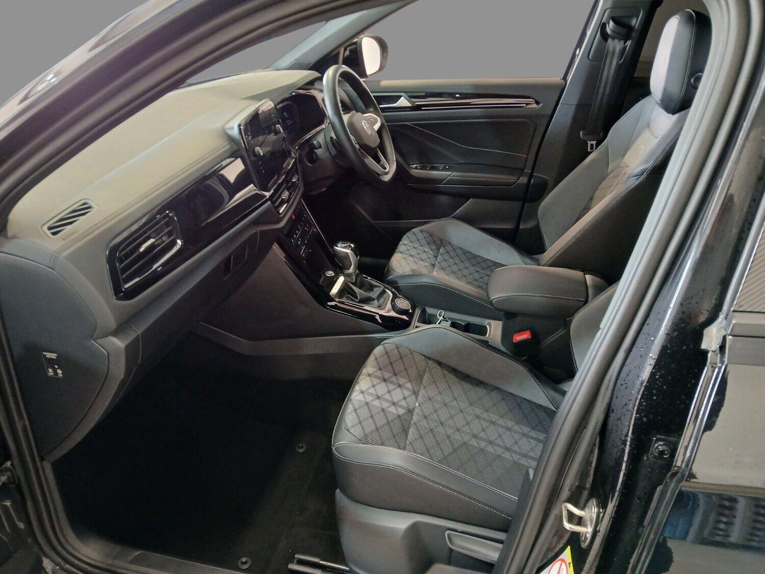 Used Volkswagen T-Roc 2023 for sale - 78086460: Photo 5