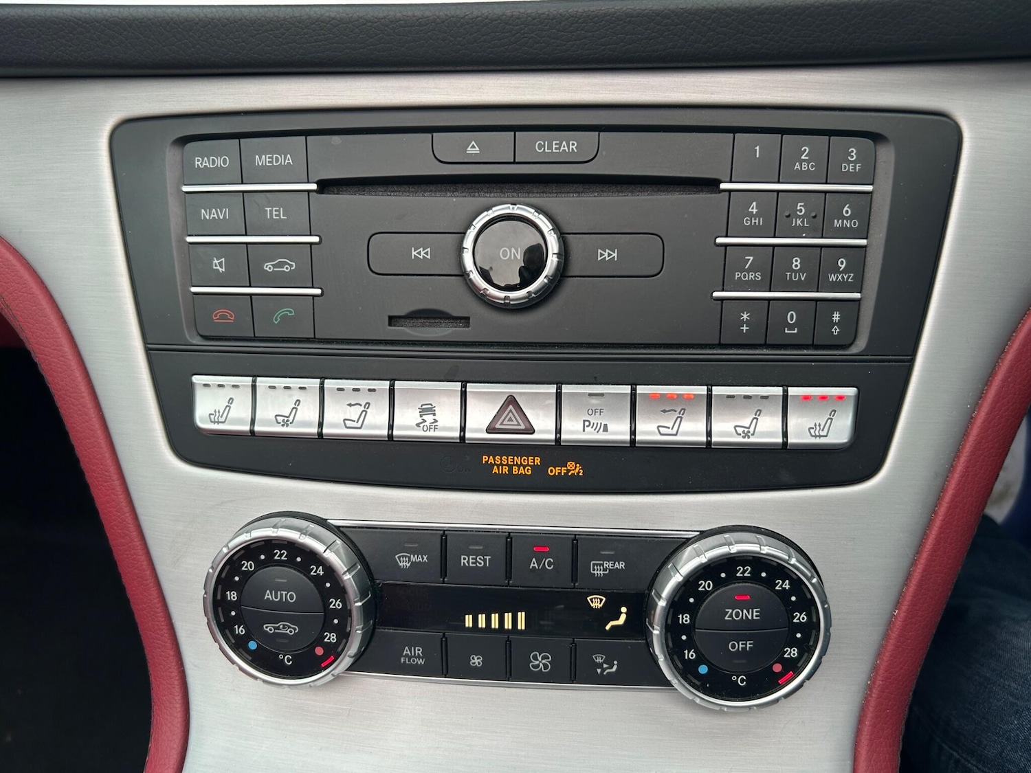 Used Mercedes-Benz SL 2018 for sale - 77040538: Photo 21