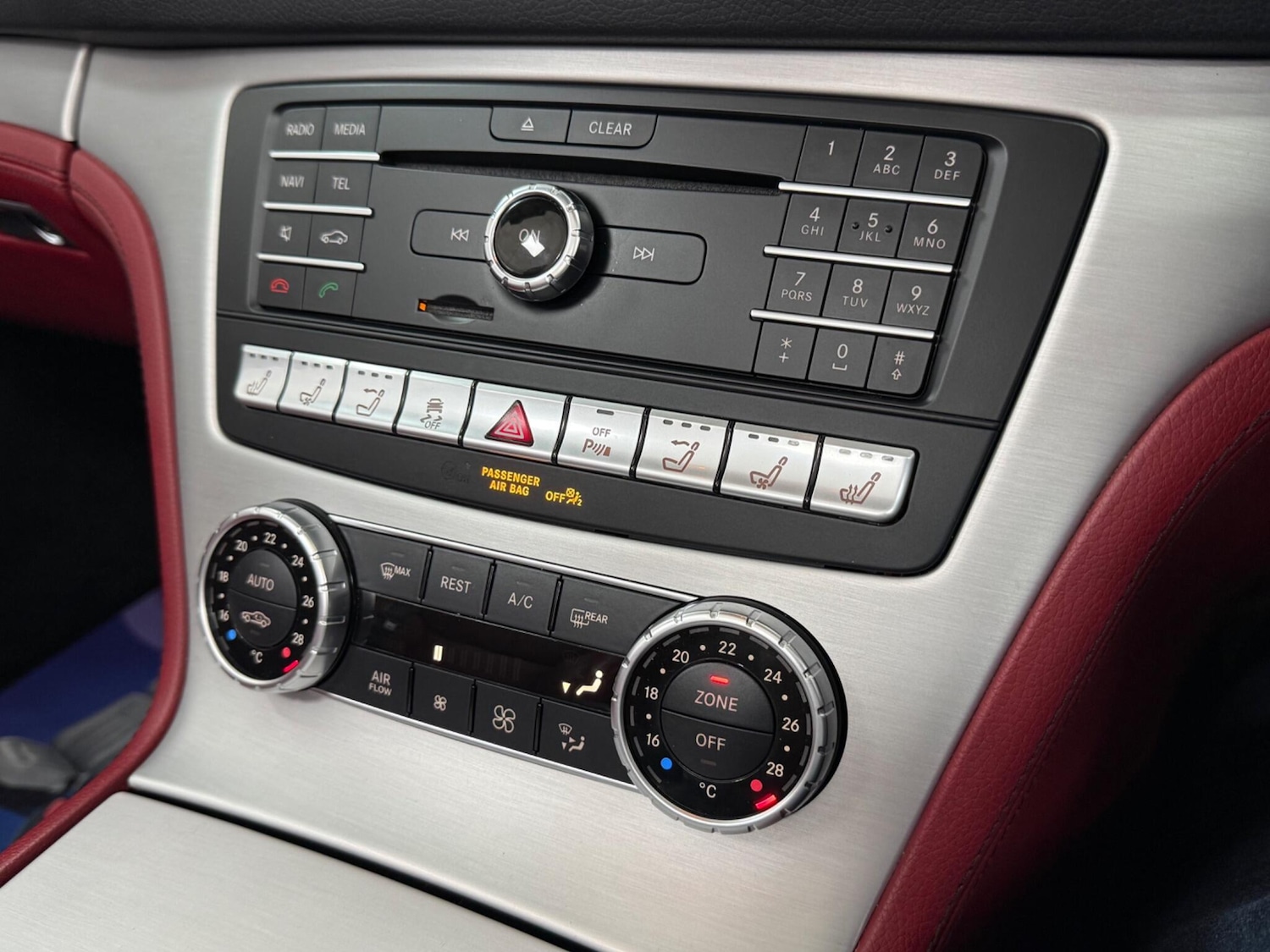 Used Mercedes-Benz SL 2018 for sale - 77040538: Photo 56