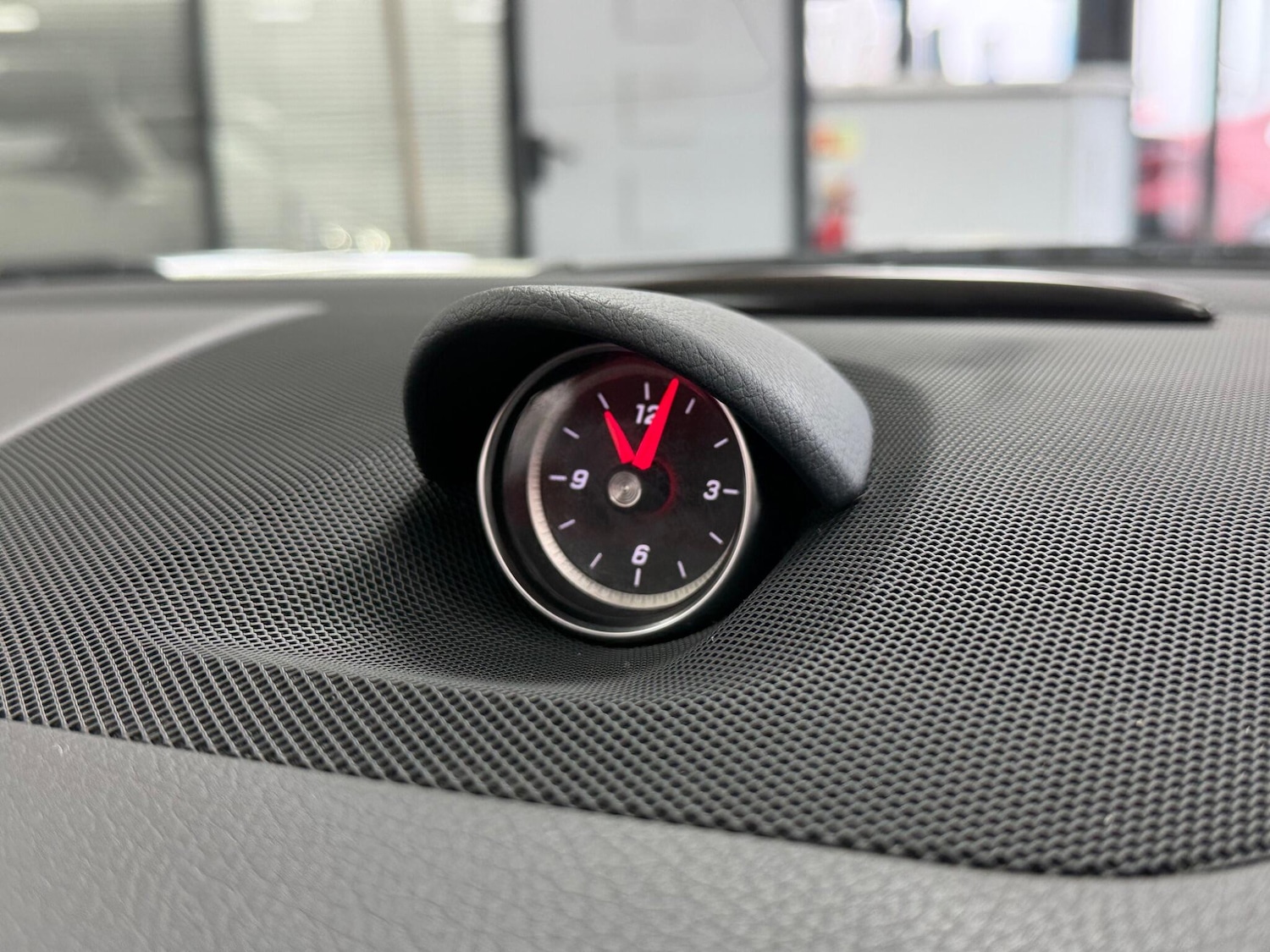 Used Mercedes-Benz SL 2018 for sale - 77040538: Photo 69