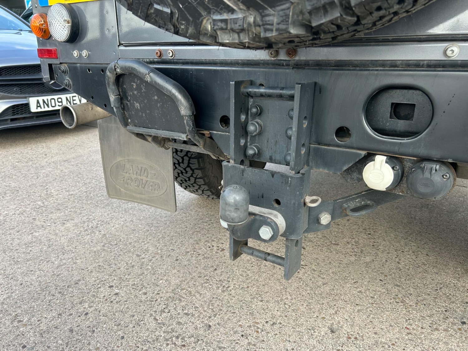 Used Land Rover Defender 110 for sale - 77658134: Photo 17