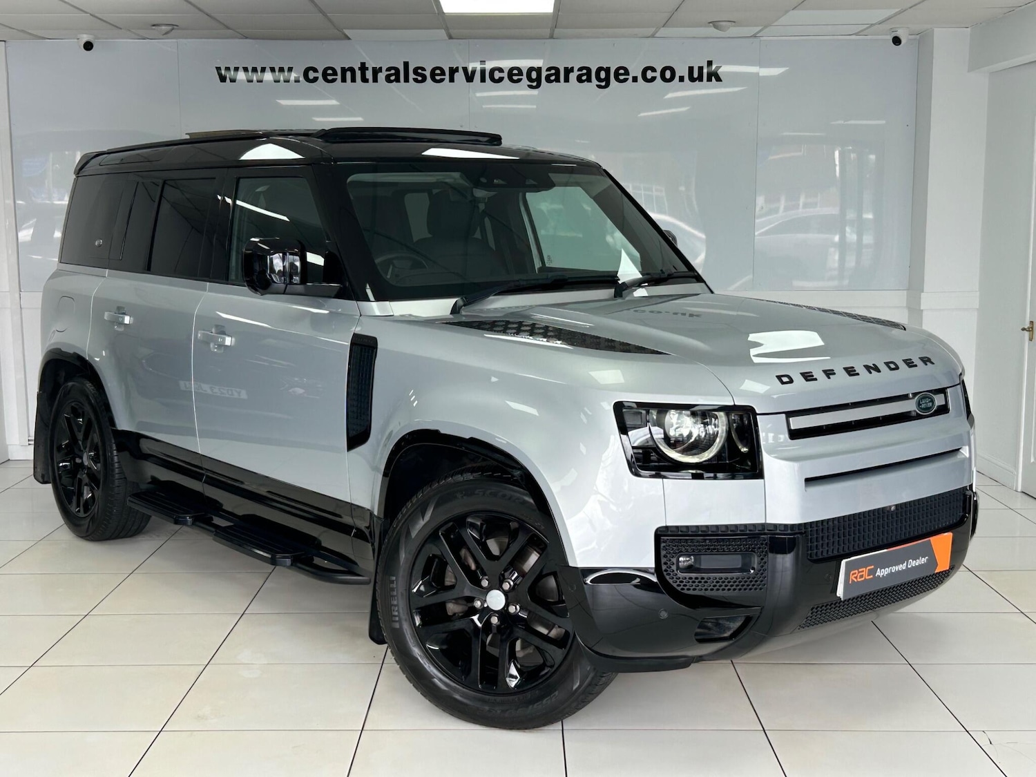 Land Rover Defender
