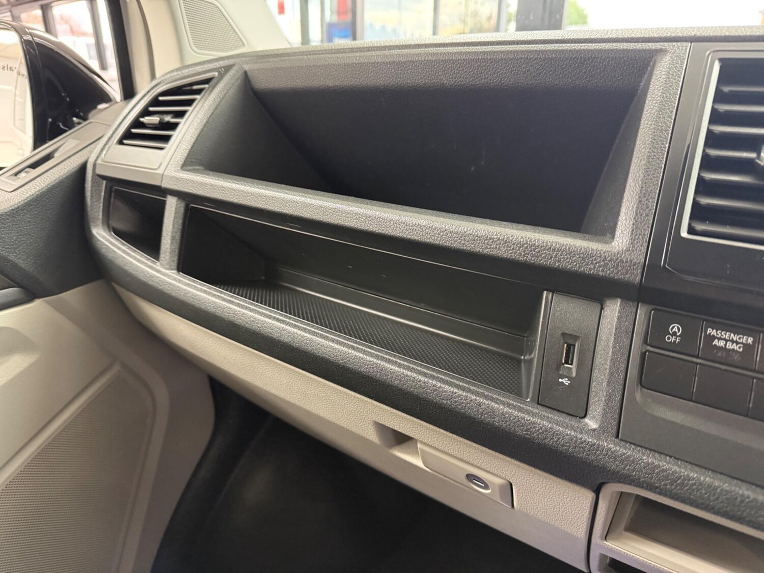 Used Volkswagen Transporter for sale - 76307561: Photo 29