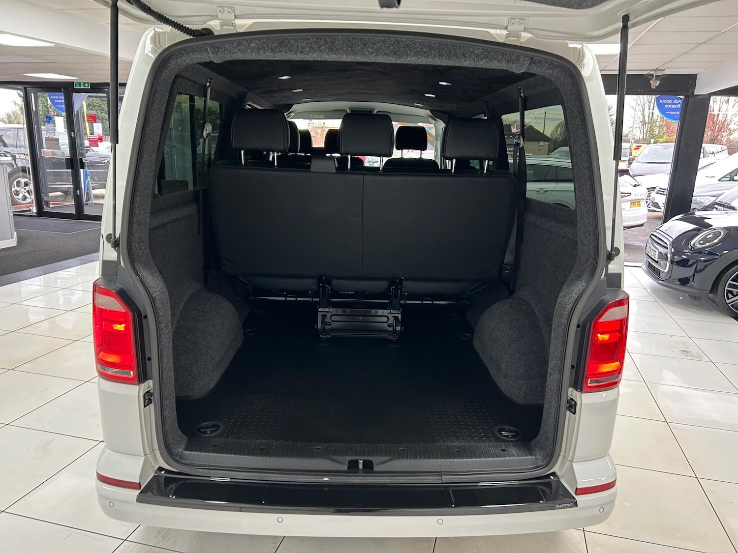 Used Volkswagen Transporter for sale - 76307561: Photo 47