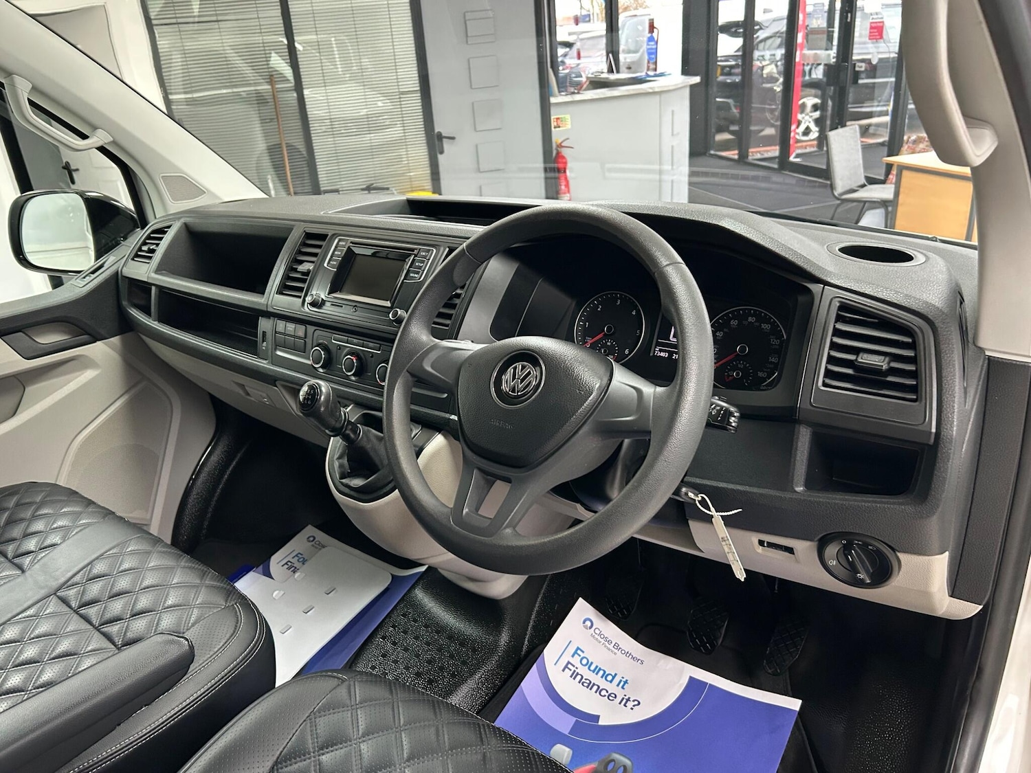 Used Volkswagen Transporter for sale - 76307561: Photo 6