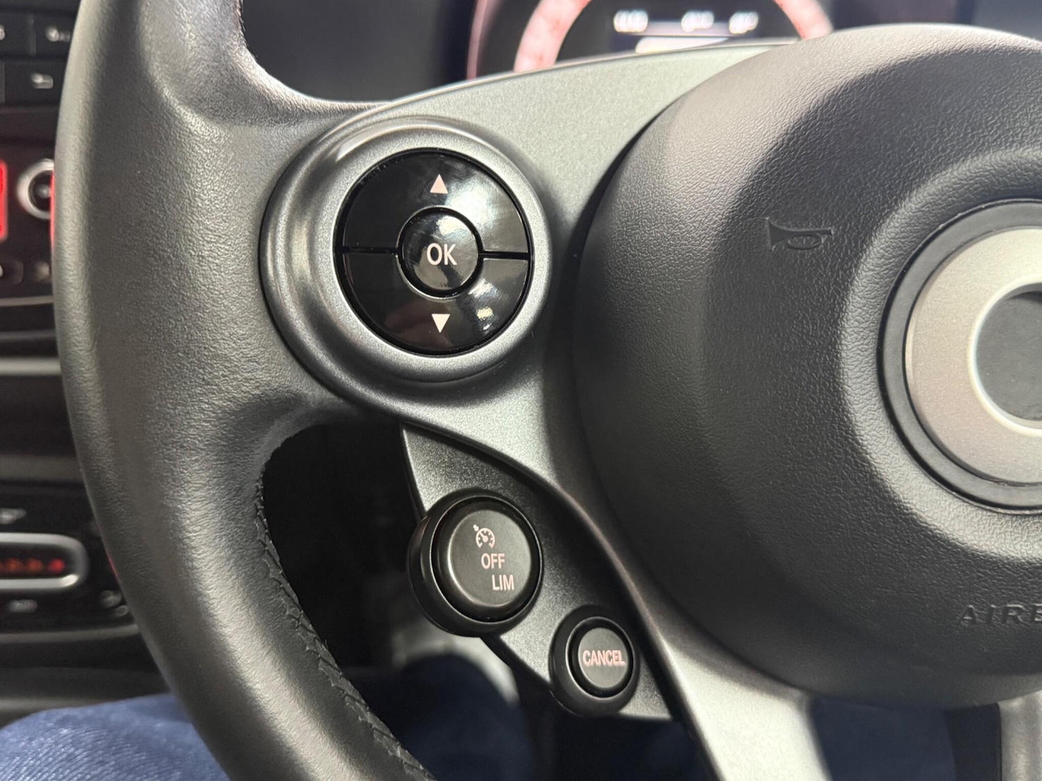 Used smart fortwo 2017 for sale - 76988782: Photo 24