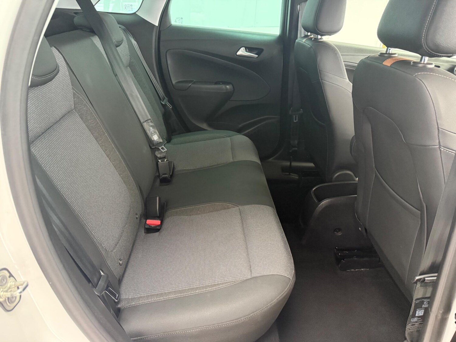 Used Vauxhall Crossland 2021 for sale - 75769050: Photo 10