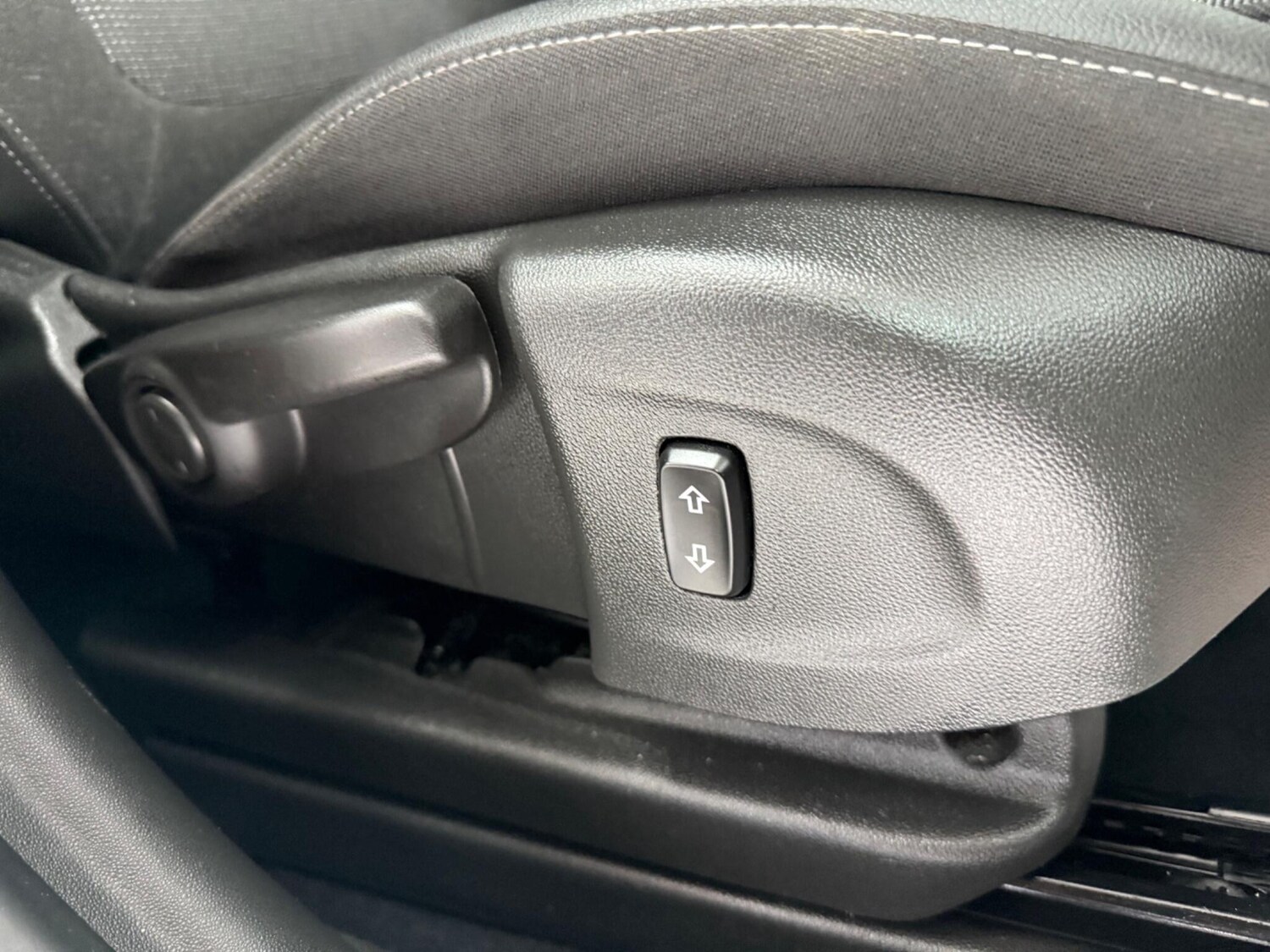 Used Vauxhall Crossland 2021 for sale - 75769050: Photo 18