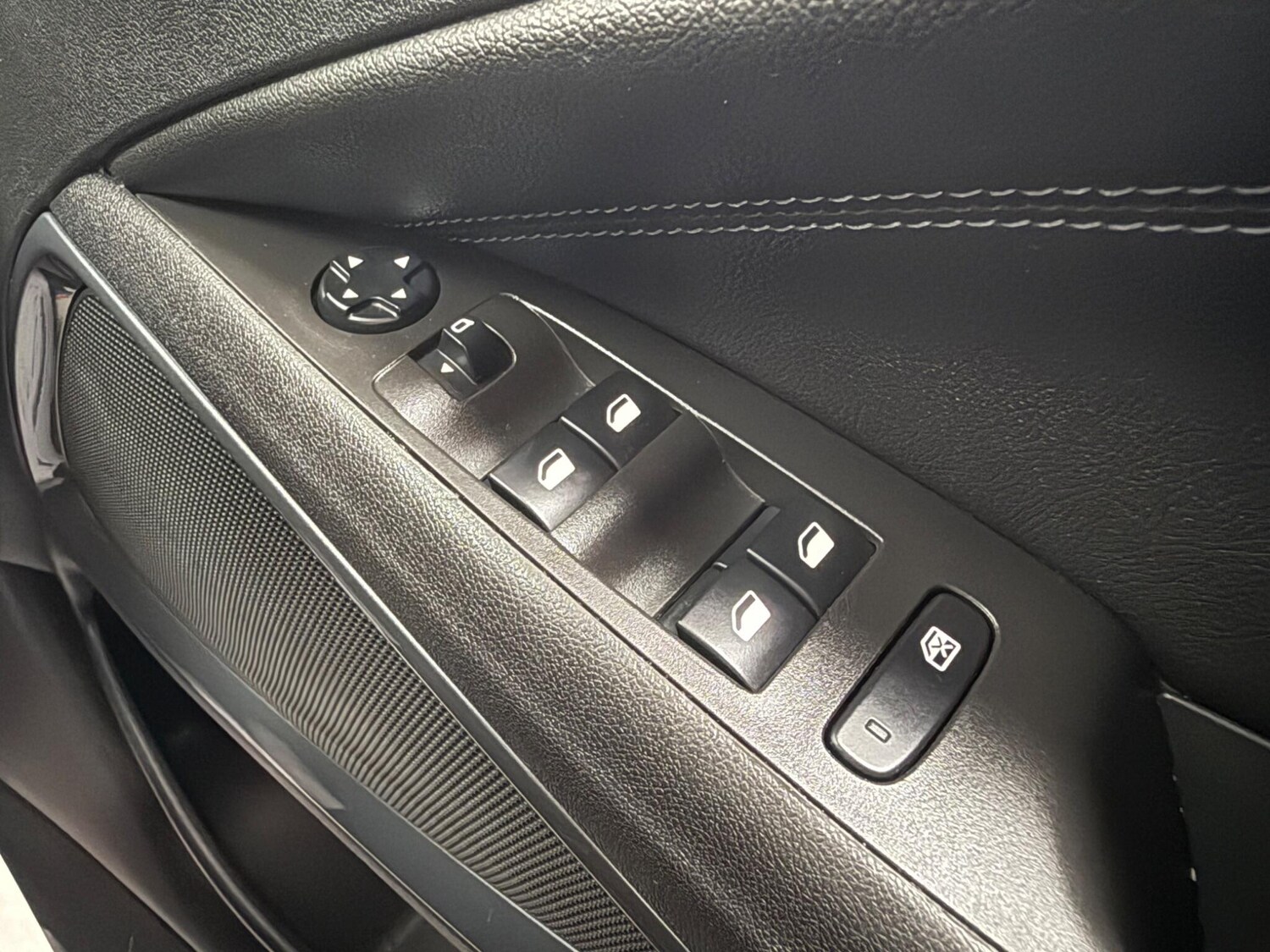 Used Vauxhall Crossland 2021 for sale - 75769050: Photo 51