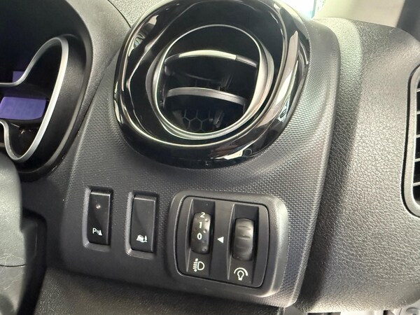 Used Renault Trafic 2019 for sale - 74750562: Photo 39