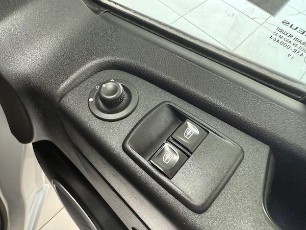 Used Renault Trafic 2019 for sale - 74750562: Photo 44