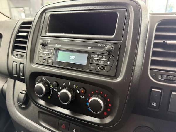 Used Renault Trafic 2021 for sale - 75187232: Photo 46