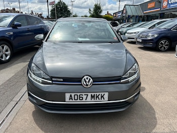 Used Volkswagen Golf 2017 for sale - 79062065: Photo