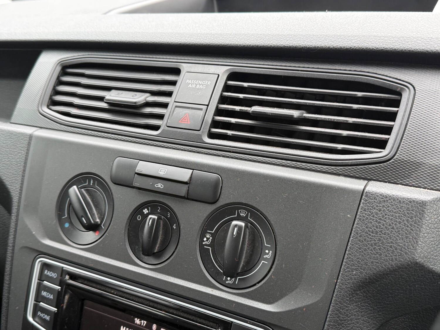 Used Volkswagen Caddy Maxi 2018 for sale - 77549646: Photo 27