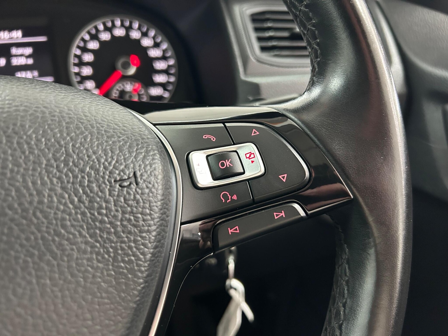 Used Volkswagen Caddy Maxi 2018 for sale - 77549646: Photo 33