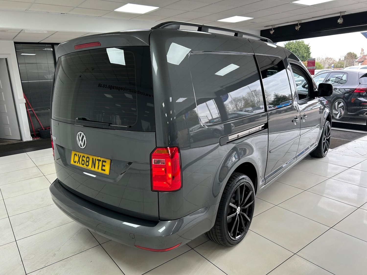 Used Volkswagen Caddy Maxi 2018 for sale - 77549646: Photo 41